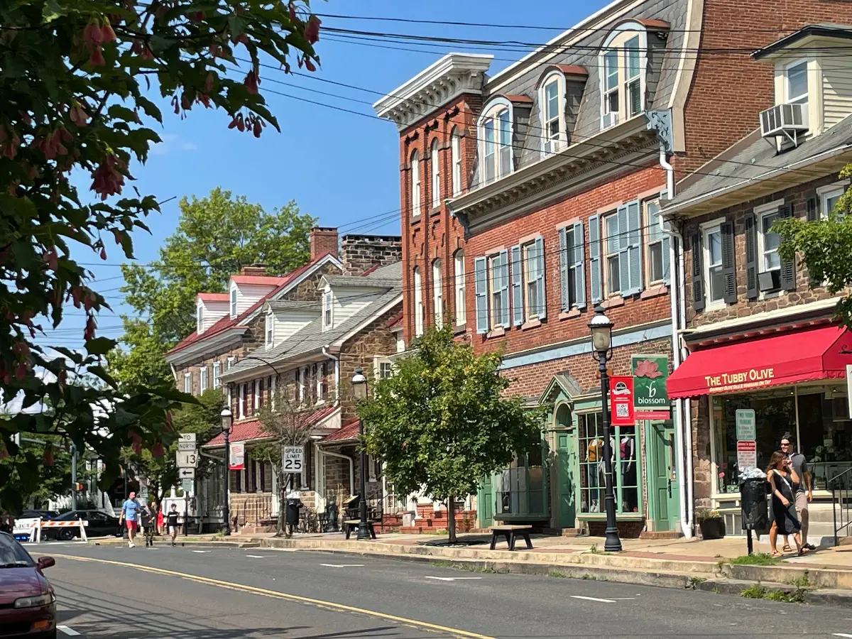 Newtown, PA town center